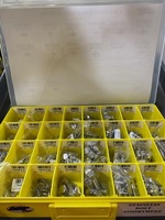 STAINLESS ASSORTMENT BOLTS/NUTS/WASHERS
